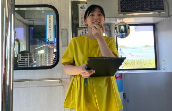 電車内での司会進行